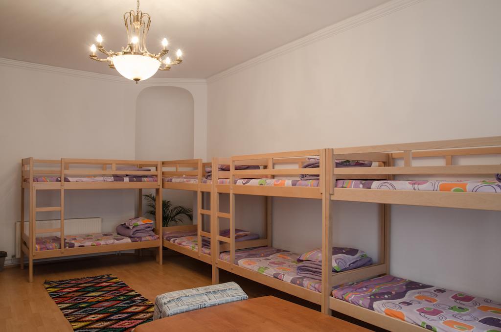 Little Bucharest Old Town Hostel Номер фото