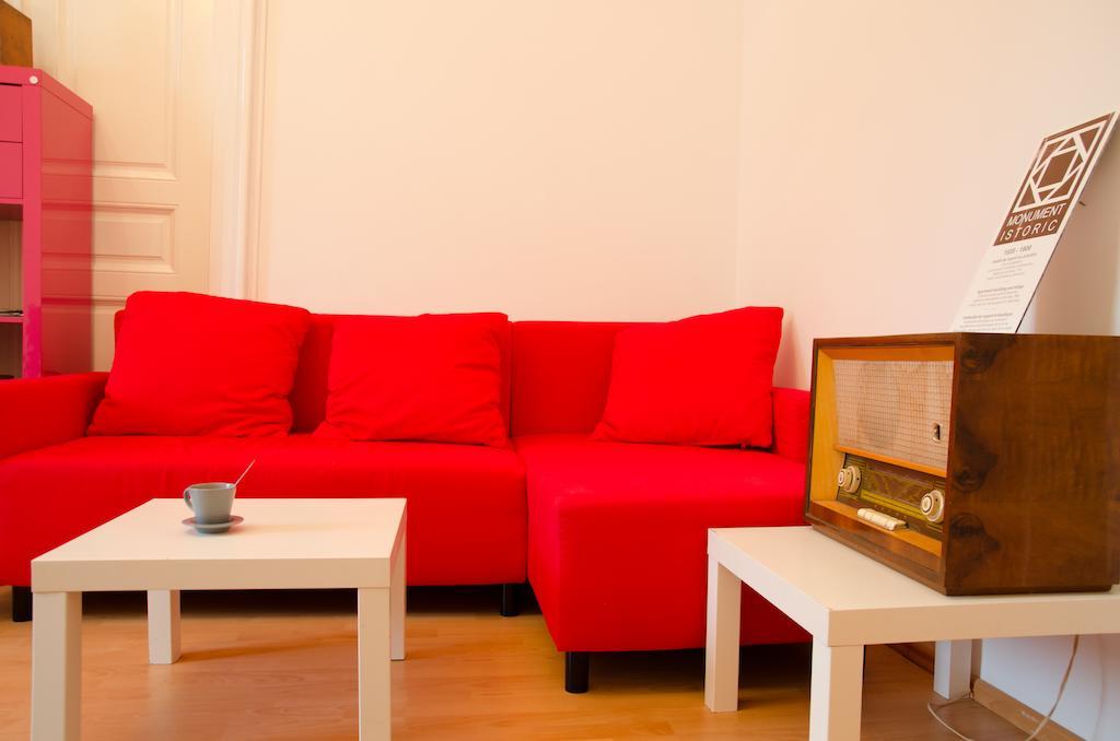 Little Bucharest Old Town Hostel Экстерьер фото