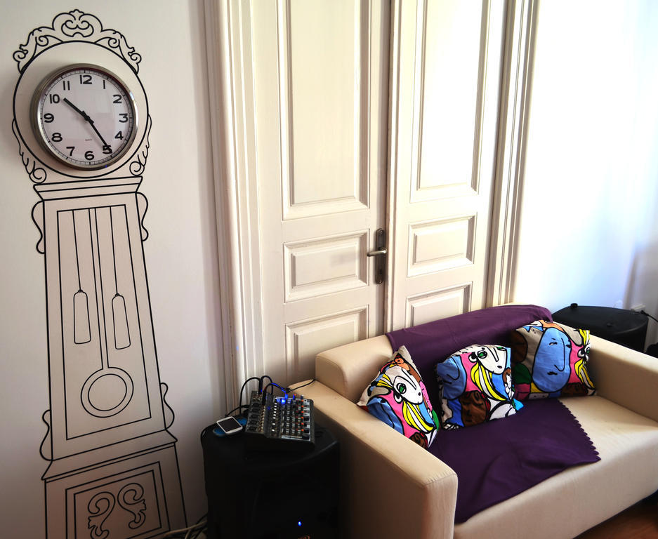 Little Bucharest Old Town Hostel Экстерьер фото