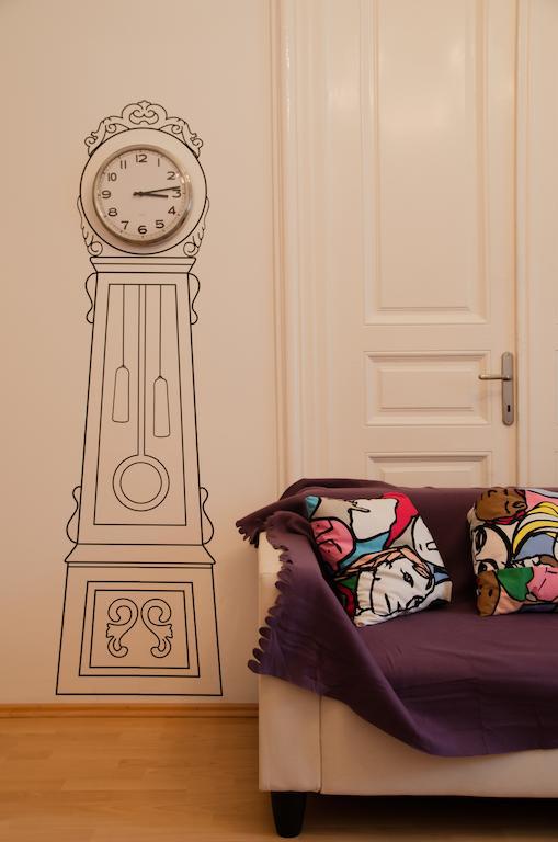 Little Bucharest Old Town Hostel Экстерьер фото